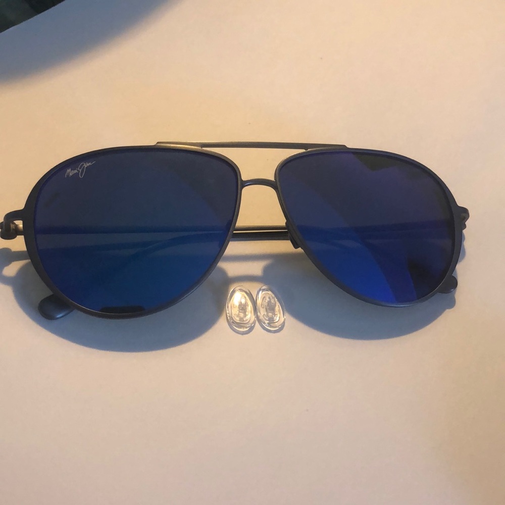 Maui Jim shallow sunglasses.